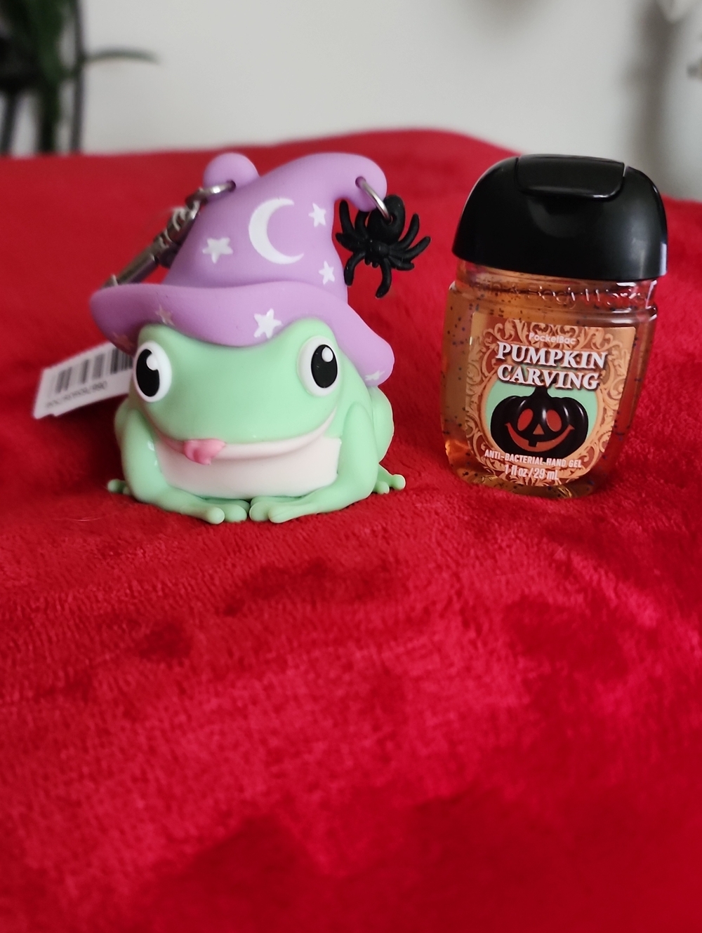 ✨️NWT HALLOWEEN Bath & Body Works Mint Green🐸 Frog Pocket BackHolder Charm/ Hat